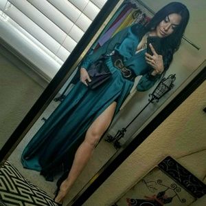 Long sleeve green dress